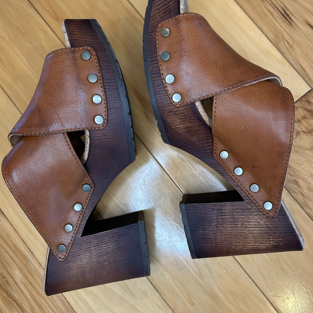 Kork Ease Korks women’s Lynda Tan Leather Clog Heels - Stylish Slip-On Mules - Picture 10 of 11